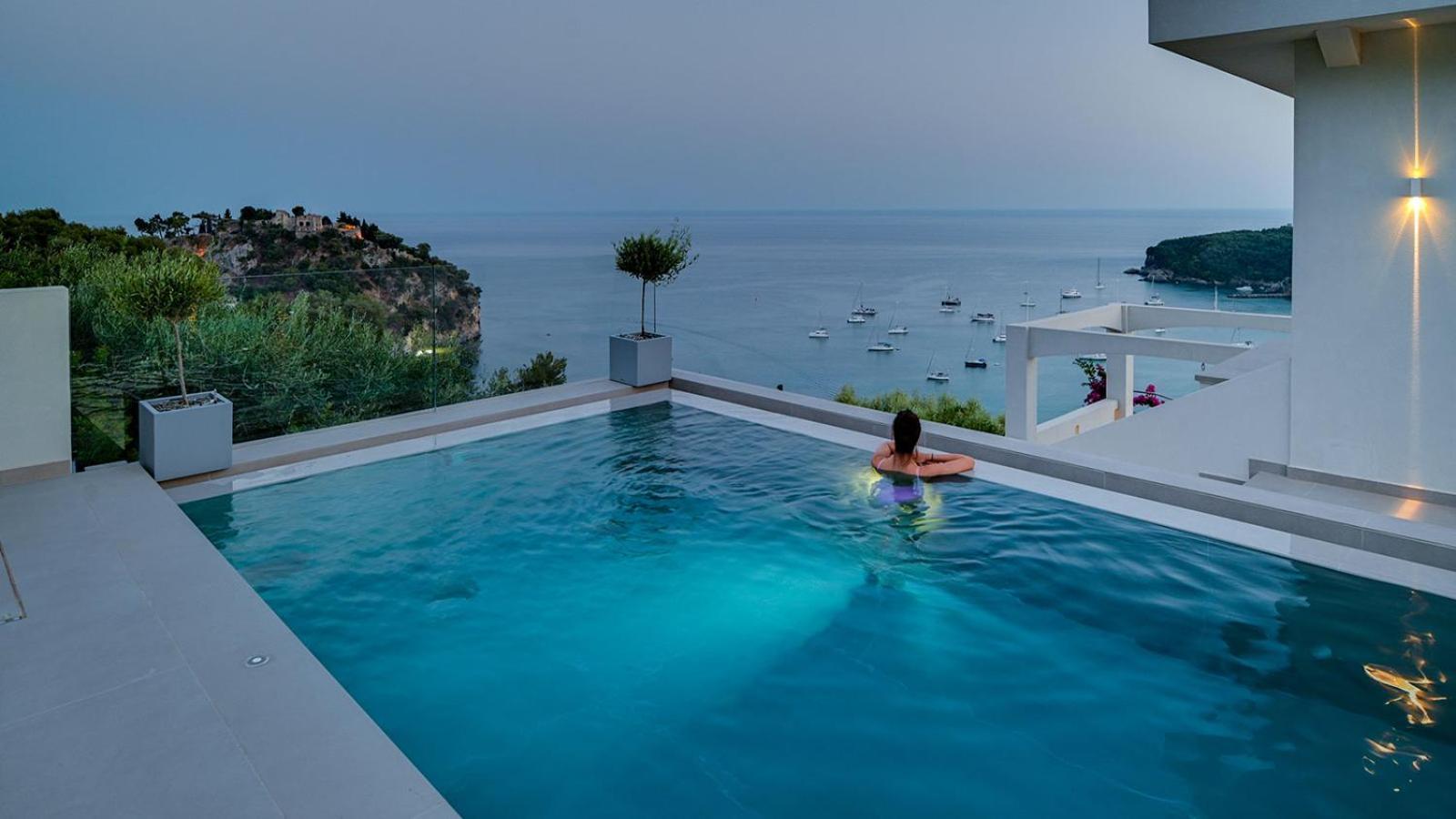 Livinghome Suites Párga Exterior foto
